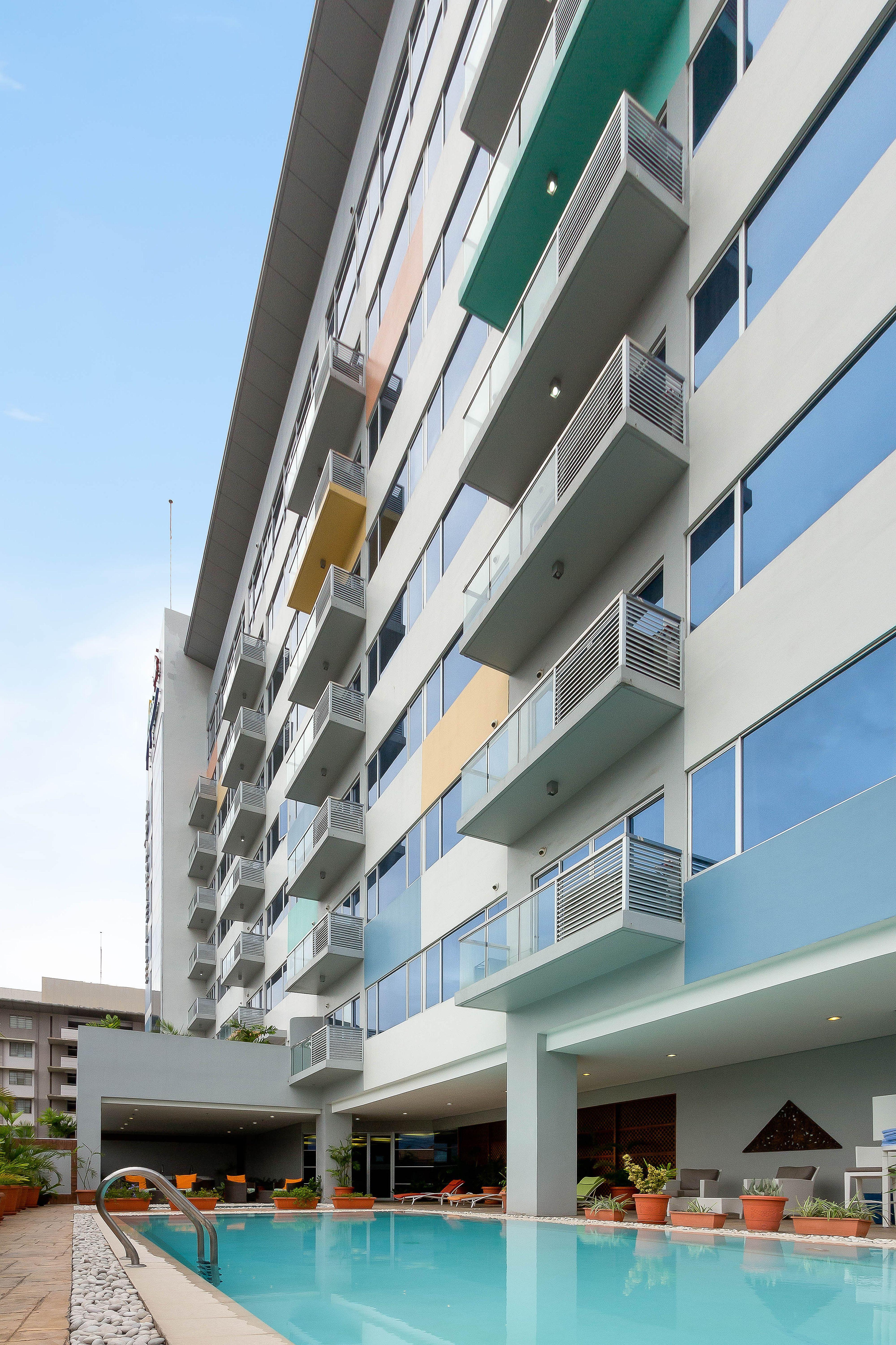 Hotel ZEN Premium Banilad Cebu Stadt Exterior foto